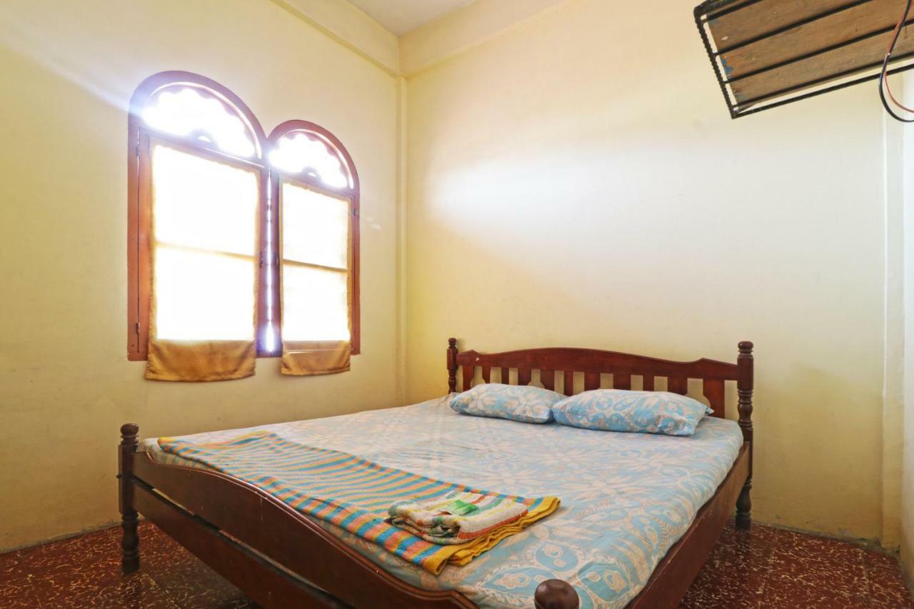 Wisma Yuli Syariah Hotel Medan Esterno foto