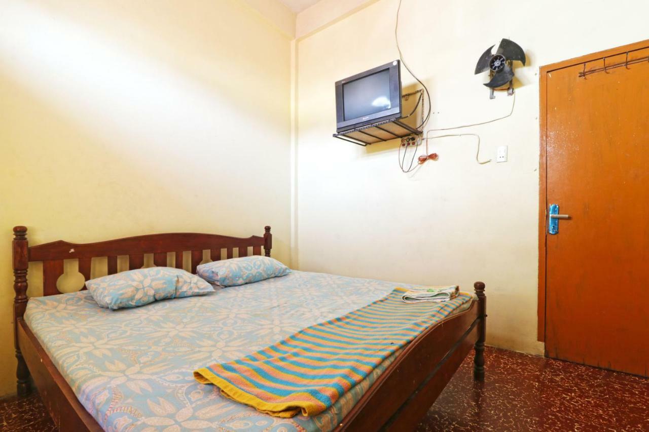 Wisma Yuli Syariah Hotel Medan Esterno foto